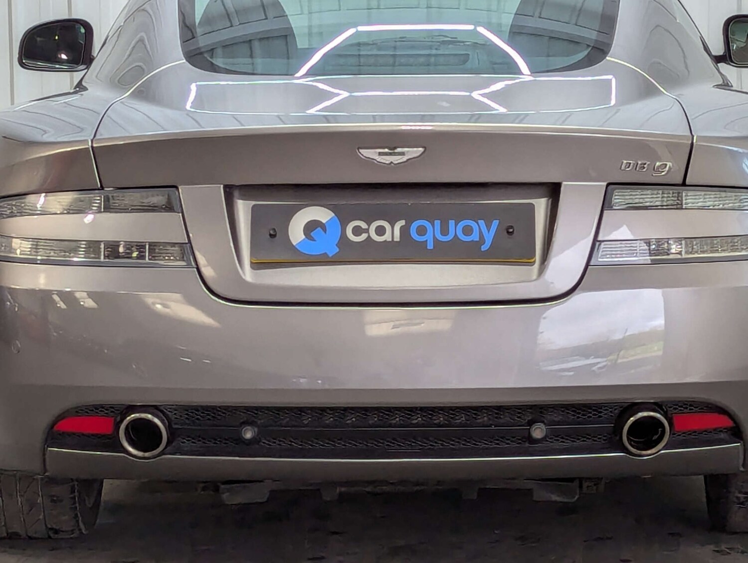 Used Aston Martin DB9 2010 for sale - 76367328: Photo 40