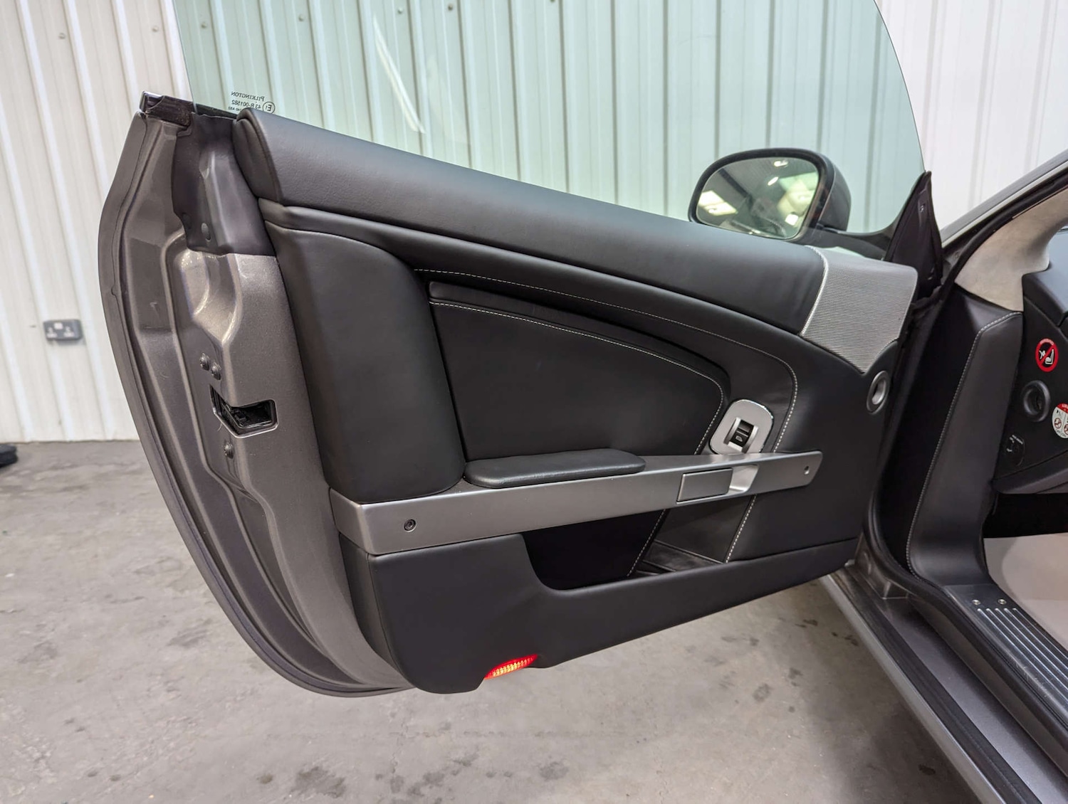 Used Aston Martin DB9 2010 for sale - 76367328: Photo 58