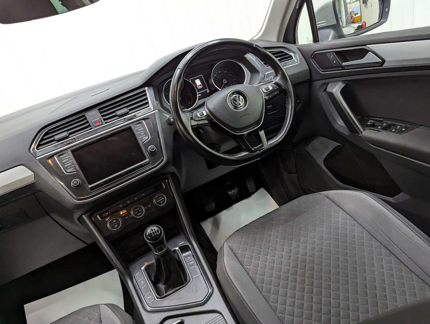 Used Volkswagen Tiguan 2016 for sale - 76363937: Photo 49