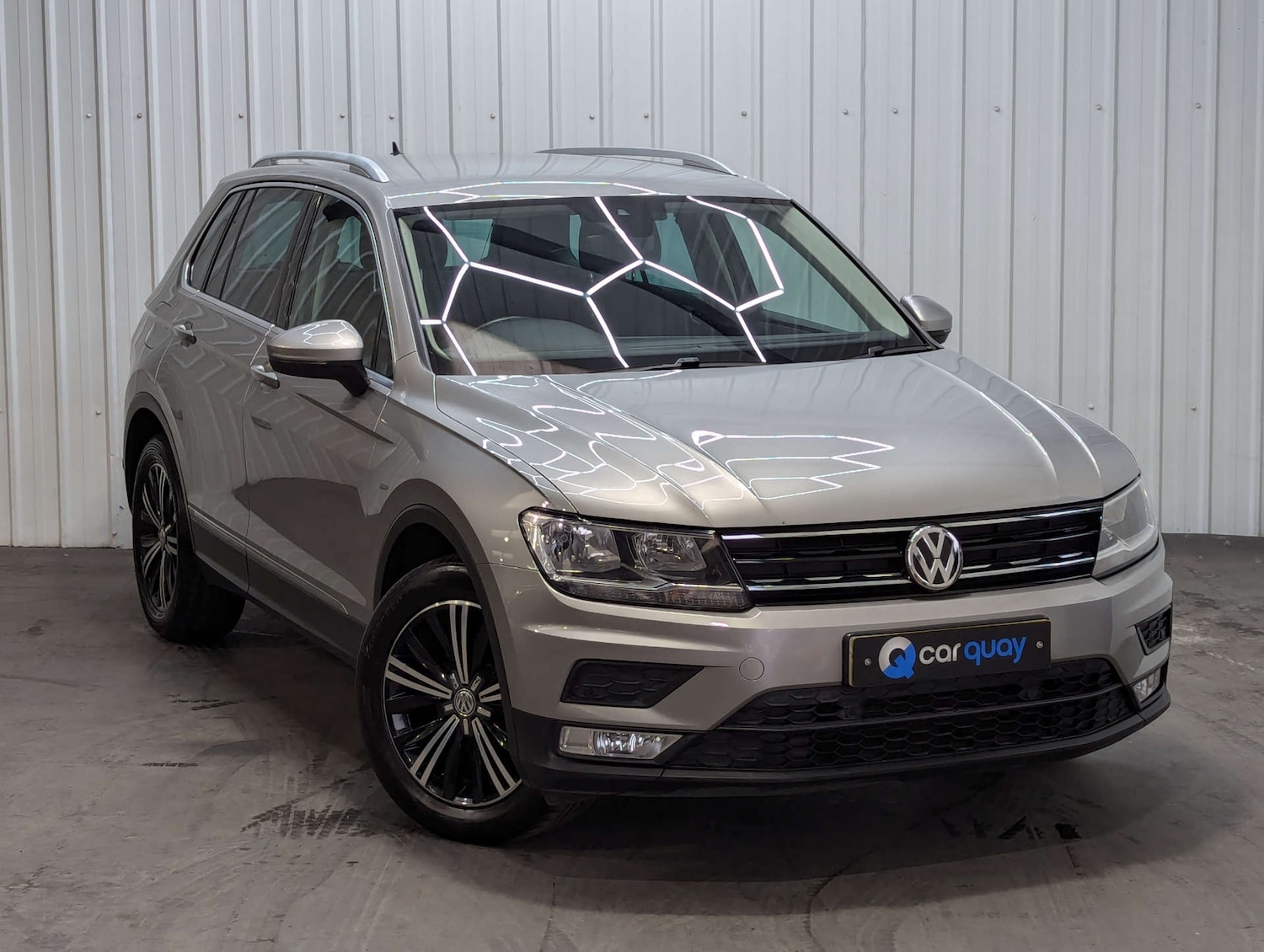 Used Volkswagen Tiguan 2016 for sale - 76363937: Photo 5