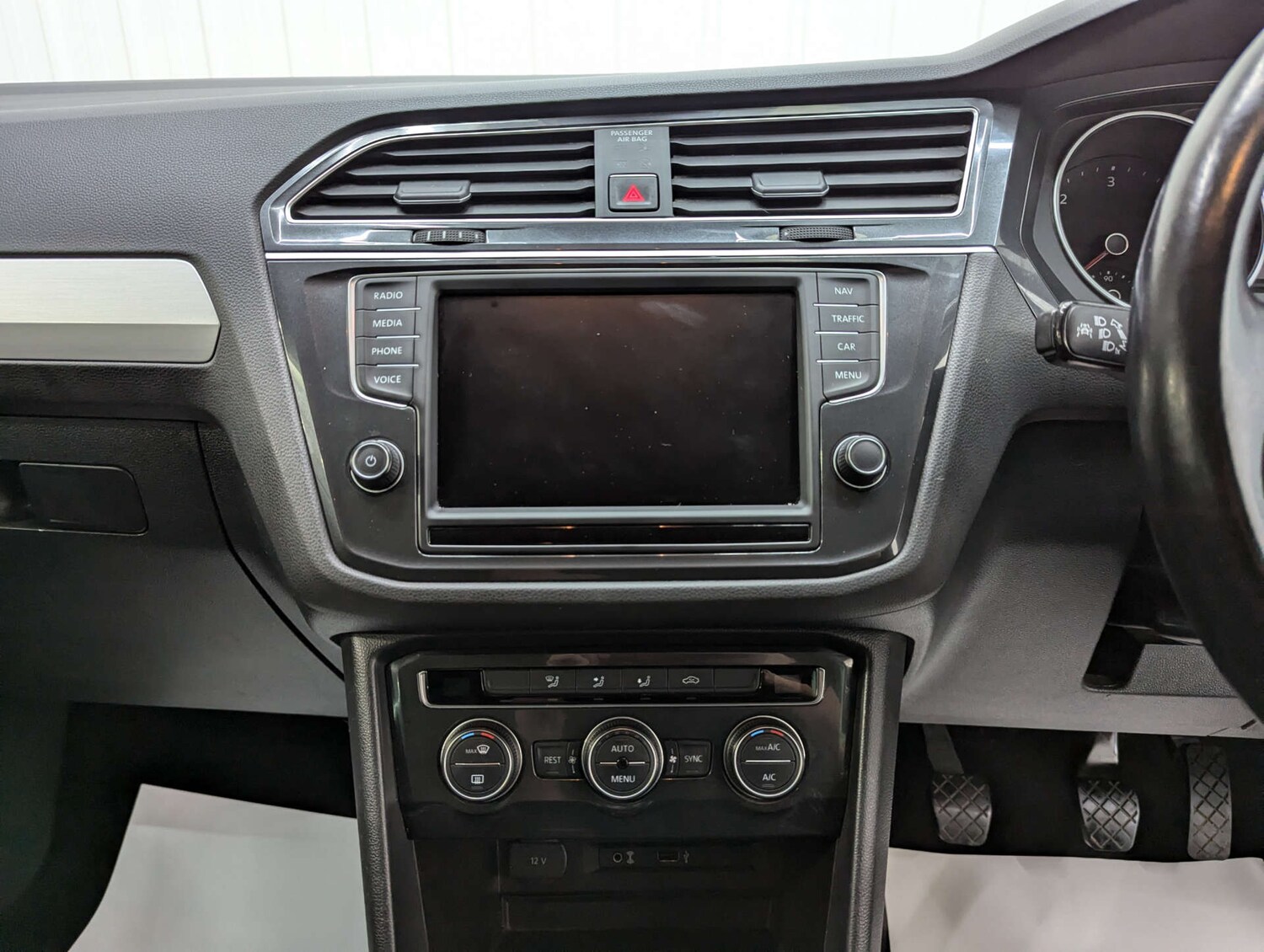 Used Volkswagen Tiguan 2016 for sale - 76363937: Photo 85