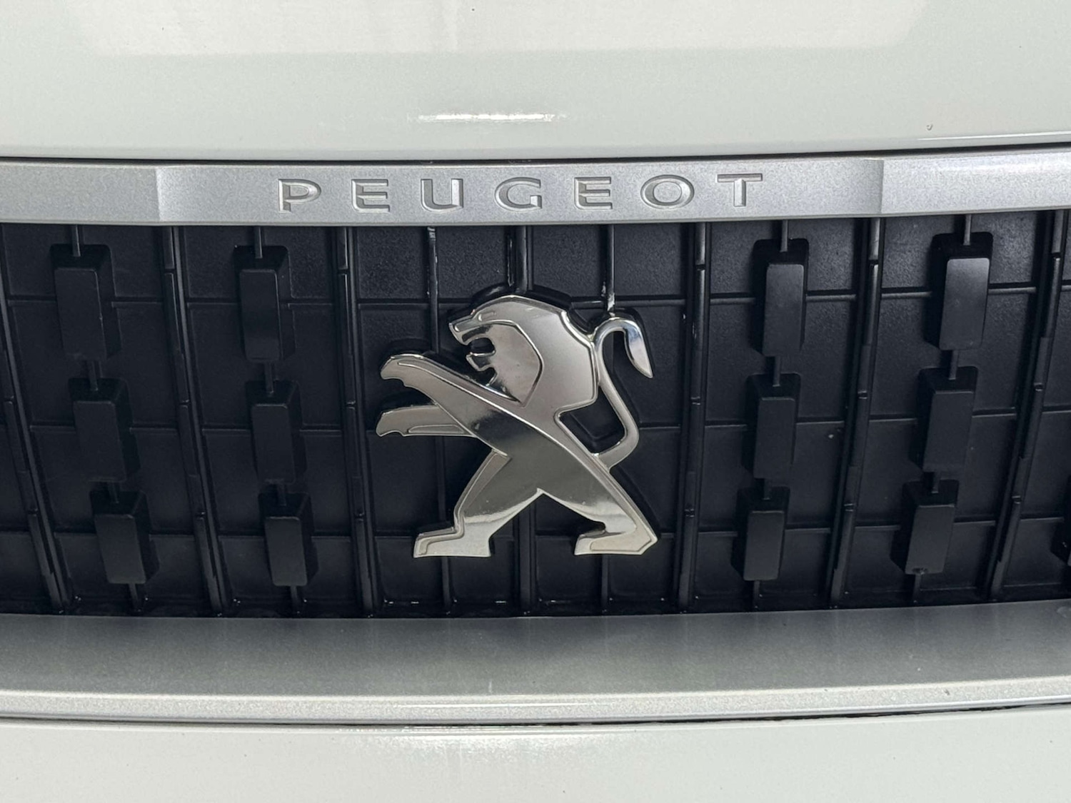 Used Peugeot Expert 2020 for sale - 76363789: Photo 23