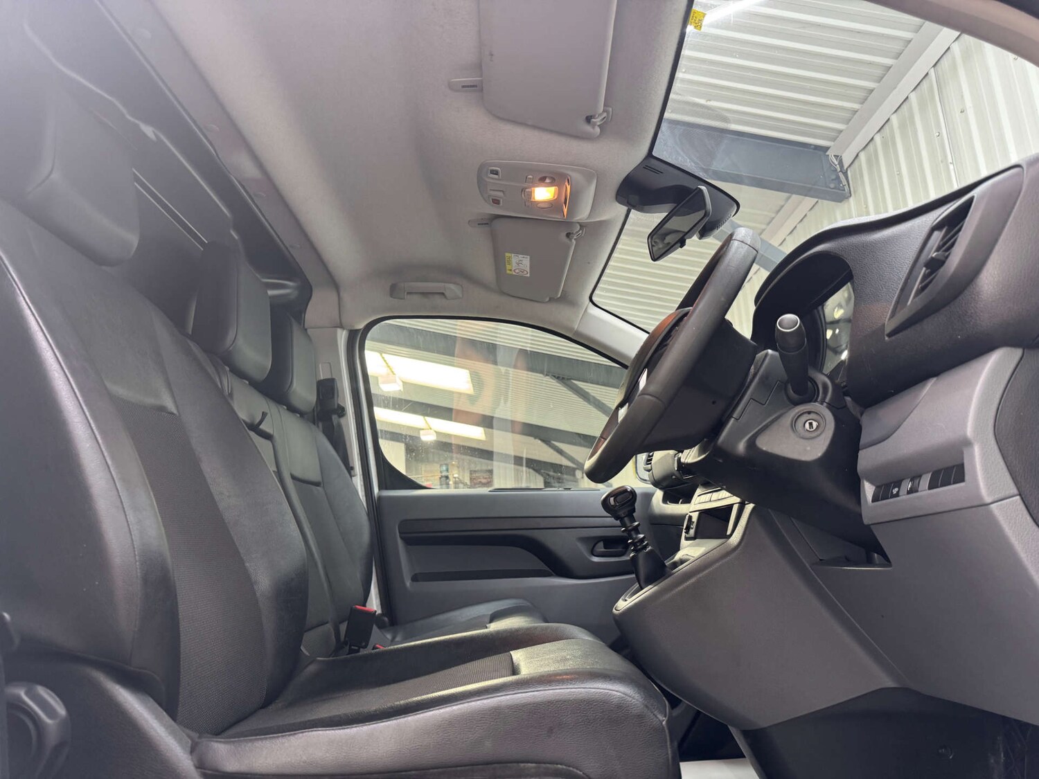 Used Peugeot Expert 2020 for sale - 76363789: Photo 46