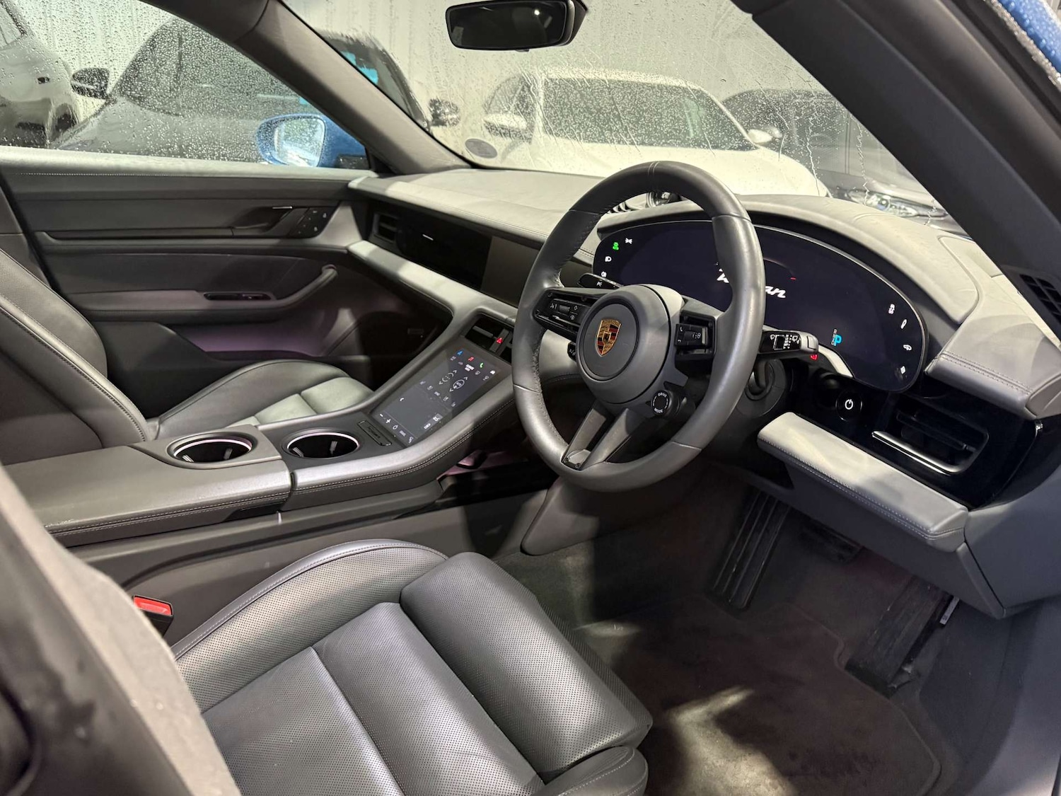 Used Porsche Taycan 2021 for sale - 77644045: Photo 9