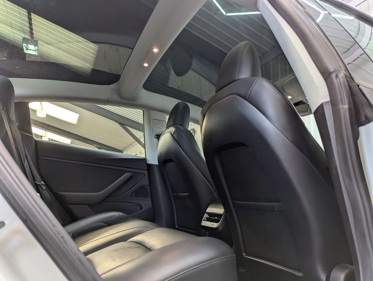Used Tesla Model 3 2020 for sale - 76931775: Photo 60