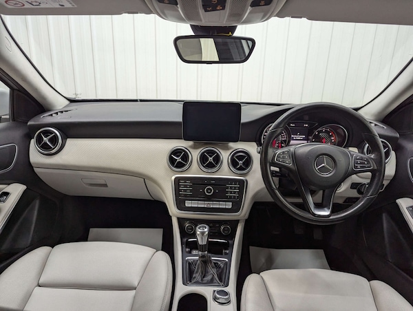 Used Mercedes-Benz A-Class 2018 for sale - 76278201: Photo 2