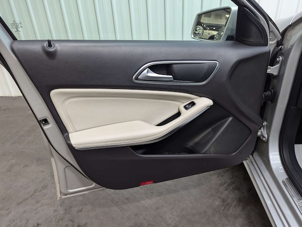 Used Mercedes-Benz A-Class 2018 for sale - 76278201: Photo 52
