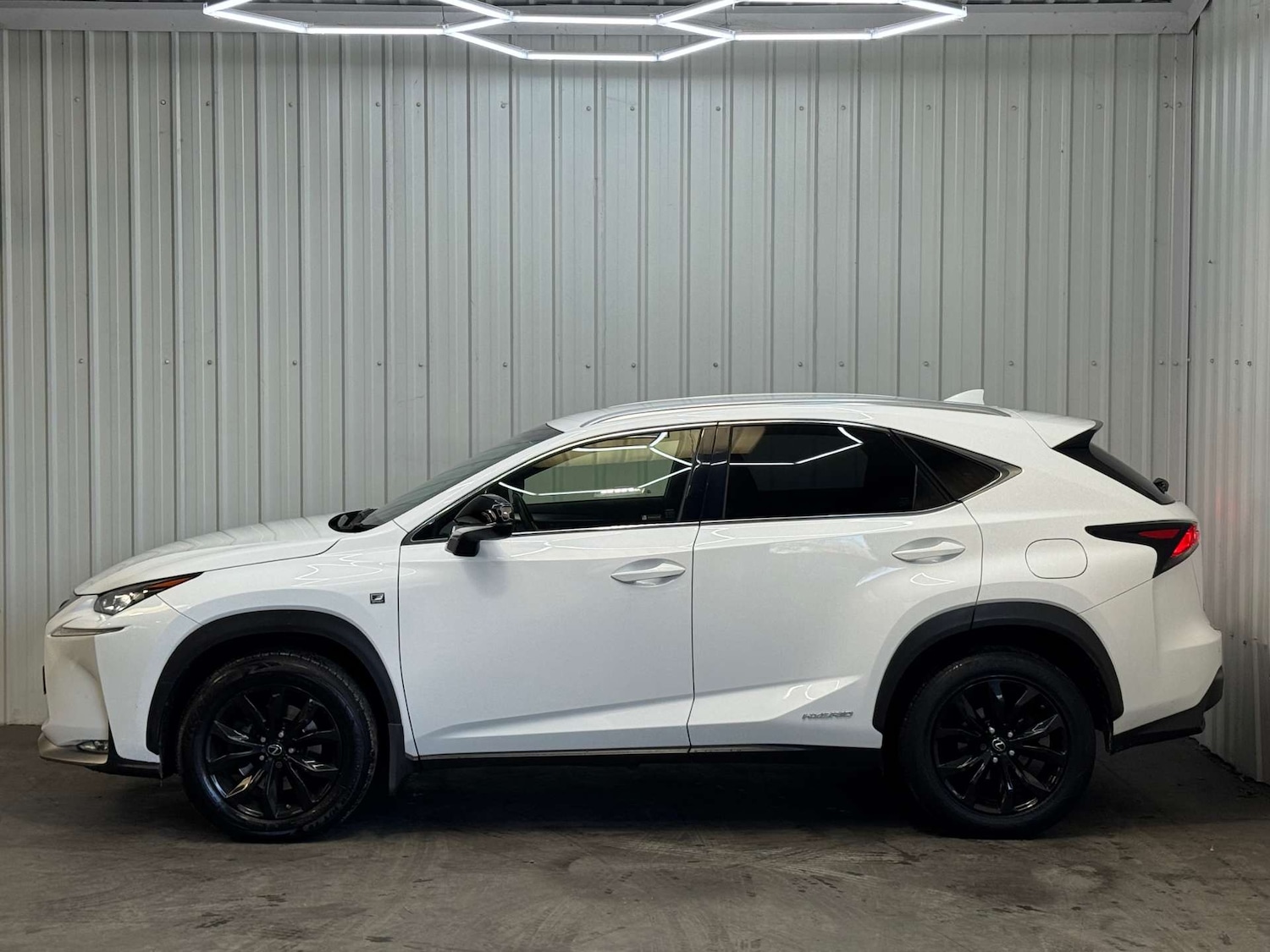 Used Lexus NX 2016 for sale - 76588705: Photo 15