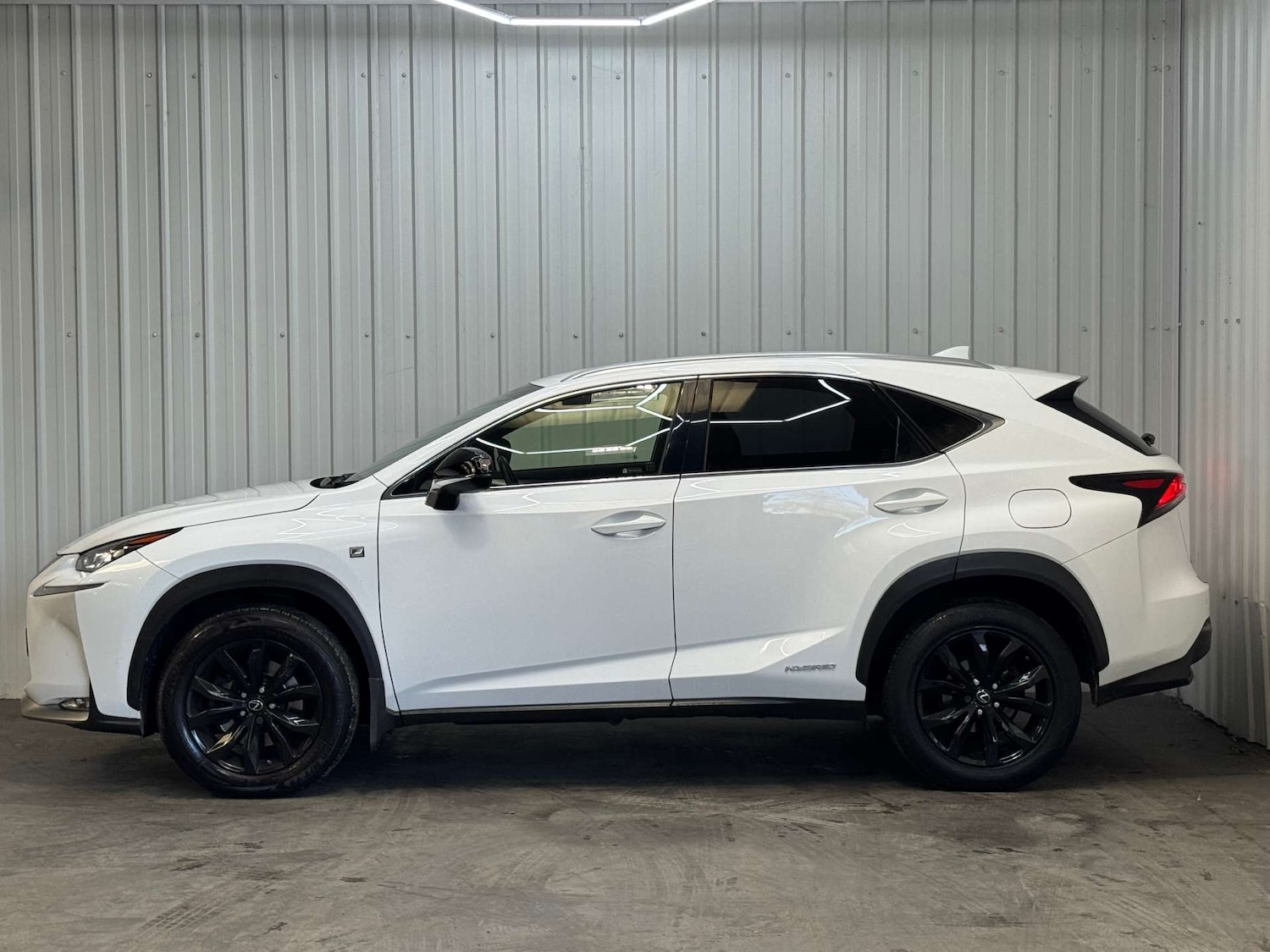 Used Lexus NX 2016 for sale - 76588705: Photo 17