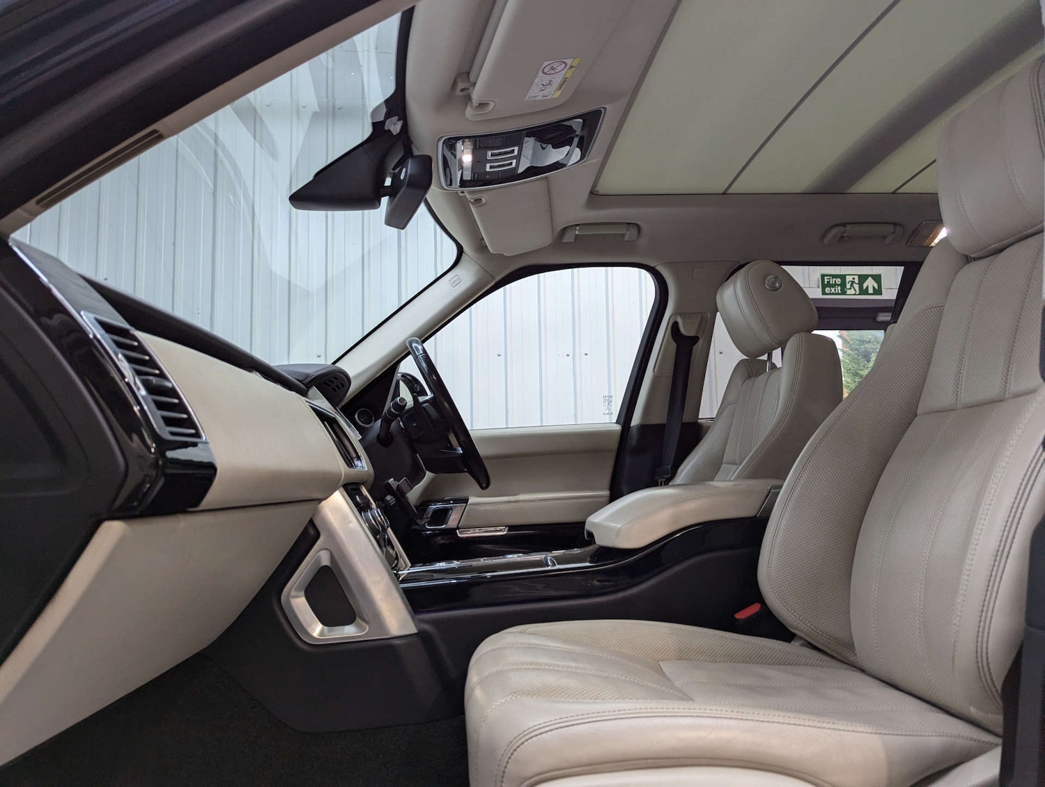 Used Land Rover Range Rover 2016 for sale - 76363795: Photo 60