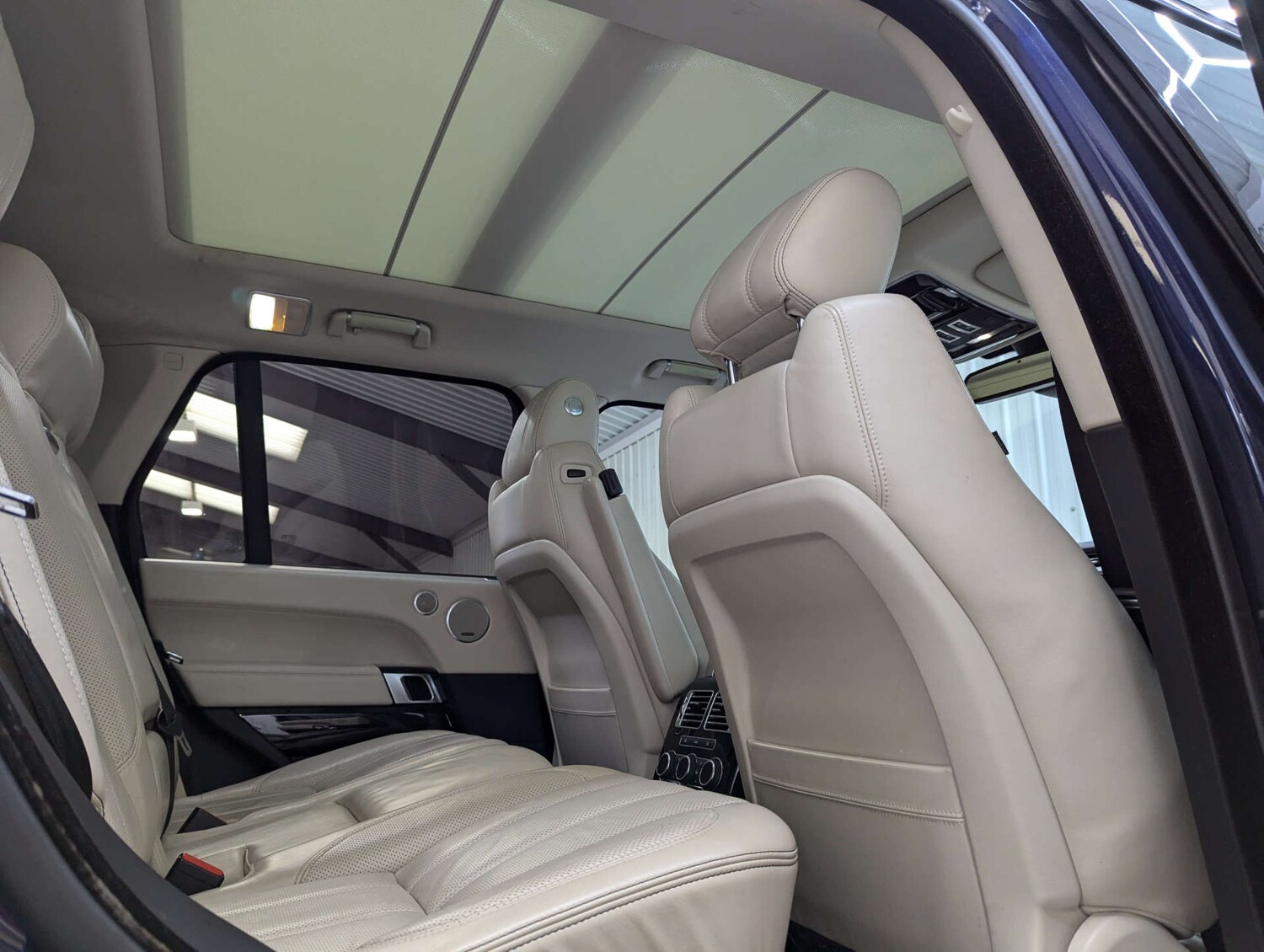 Used Land Rover Range Rover 2016 for sale - 76363795: Photo 63