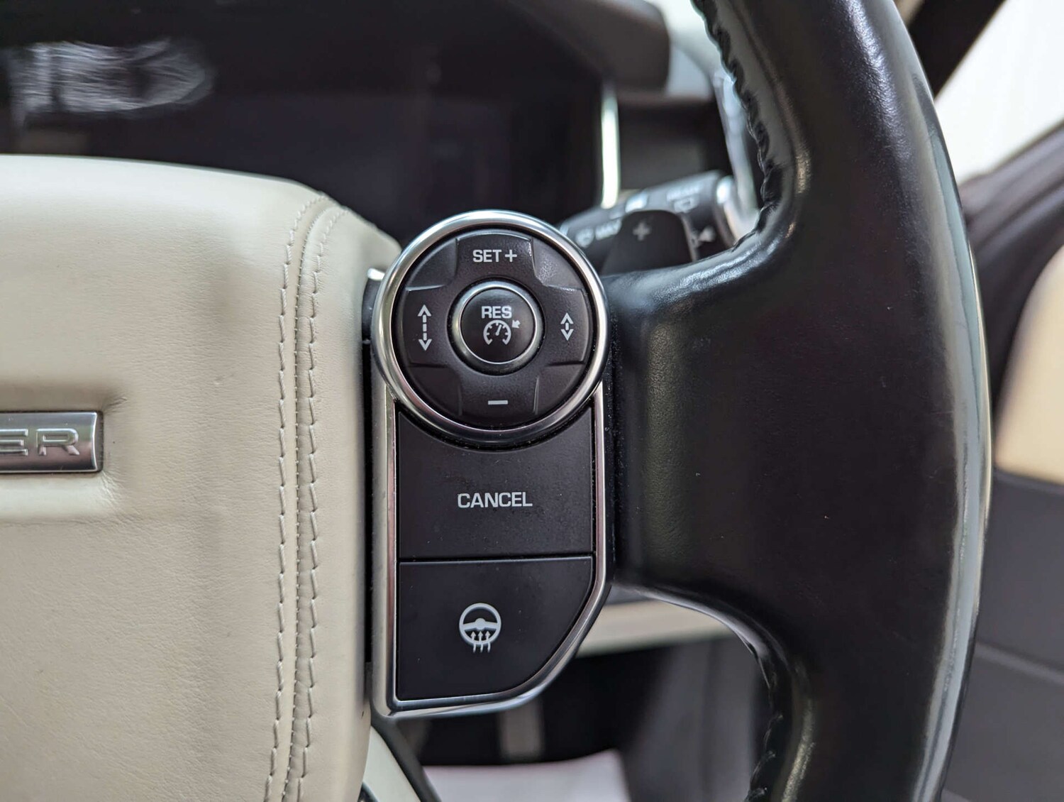 Used Land Rover Range Rover 2016 for sale - 76363795: Photo 78