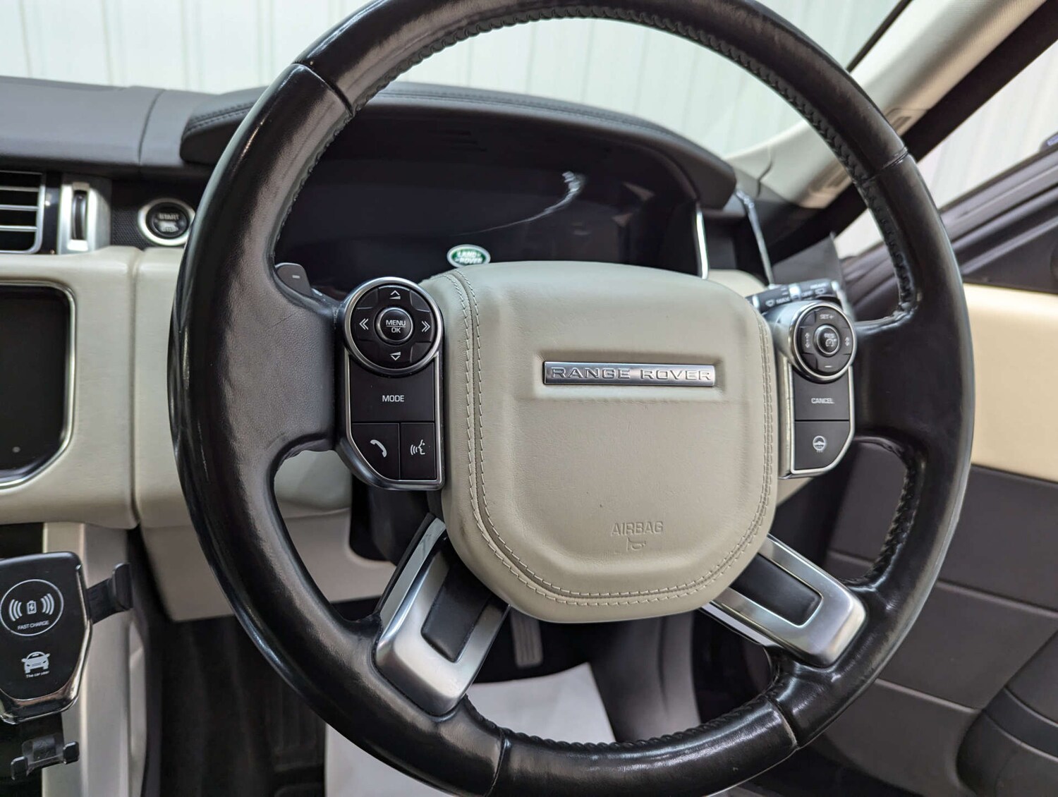 Used Land Rover Range Rover 2016 for sale - 76363795: Photo 79