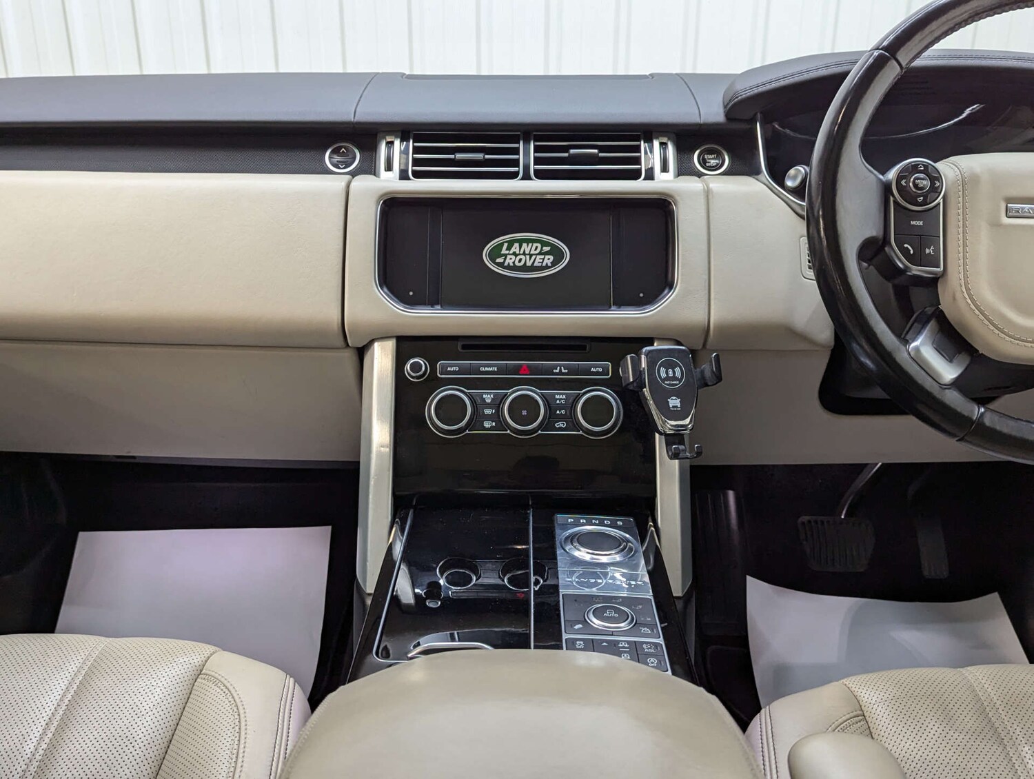 Used Land Rover Range Rover 2016 for sale - 76363795: Photo 83