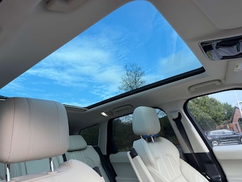 Used Land Rover Range Rover Sport 2016 for sale - 77195841: Photo