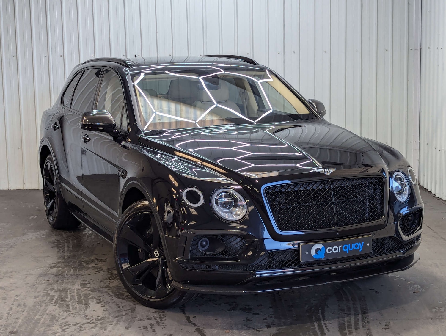 Used Bentley Bentayga 2017 for sale - 77022527: Photo 4