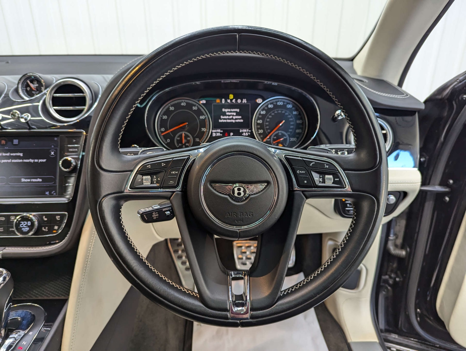 Used Bentley Bentayga 2017 for sale - 77022527: Photo 71