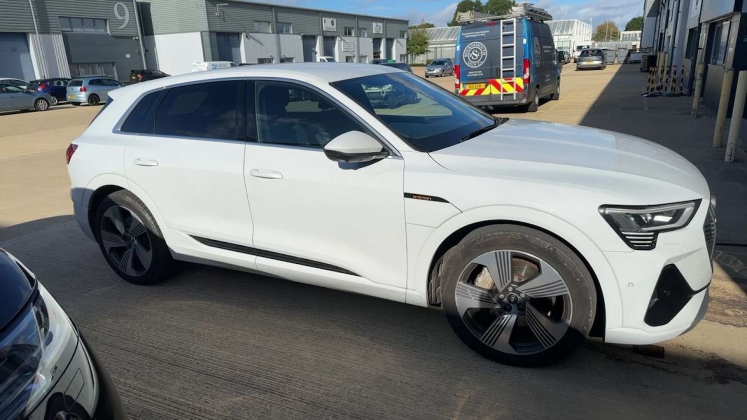 Used Audi e-tron 2021 for sale - 76410699: Photo 1