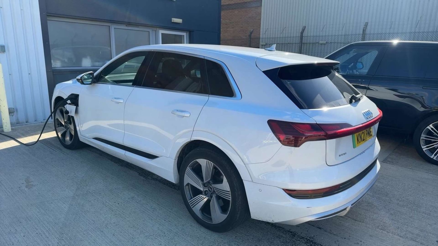 Used Audi e-tron 2021 for sale - 76410699: Photo 13