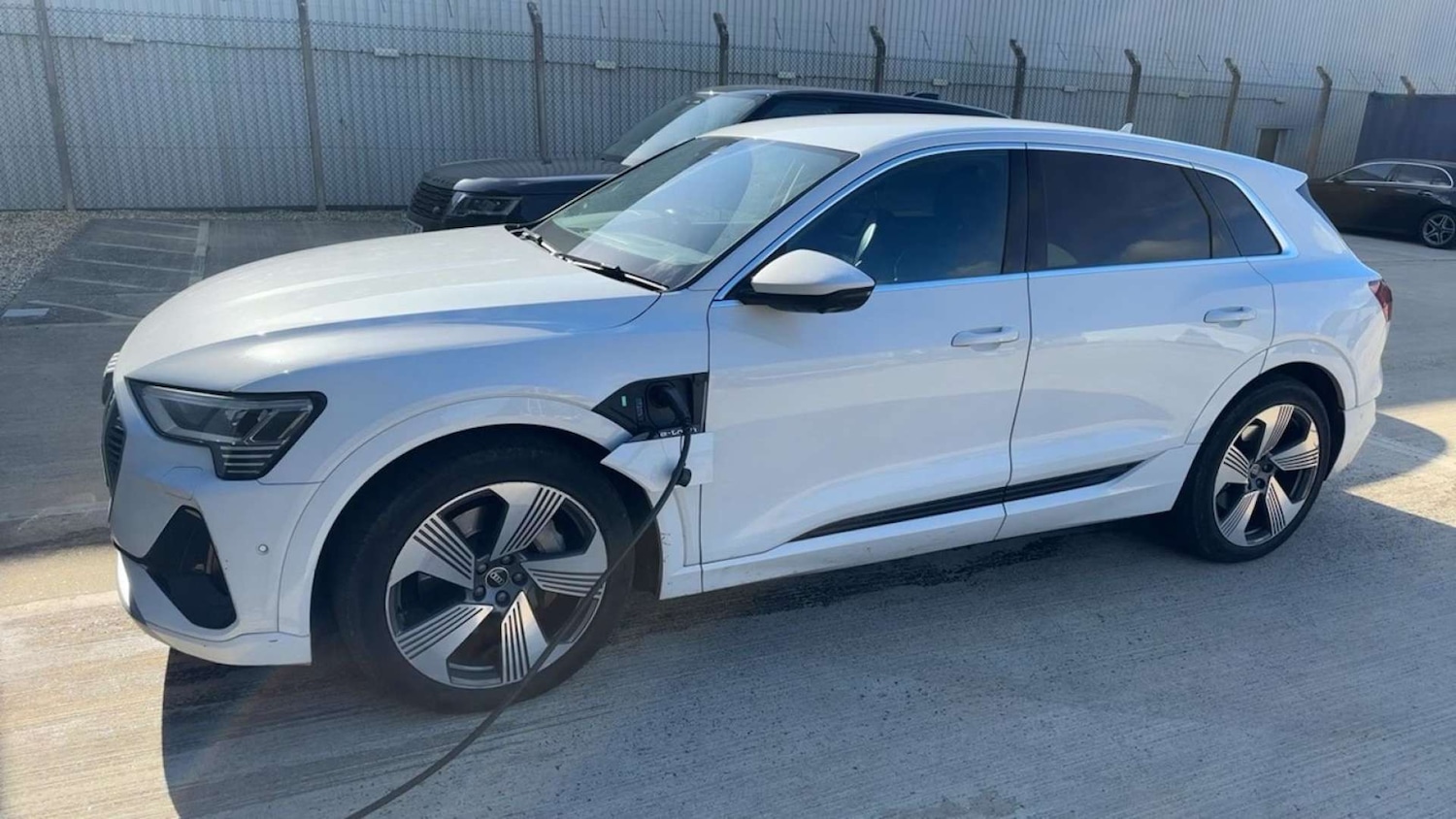 Used Audi e-tron 2021 for sale - 76410699: Photo 7