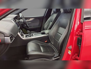 Used Jaguar XE 2019 for sale - 75479287: Photo