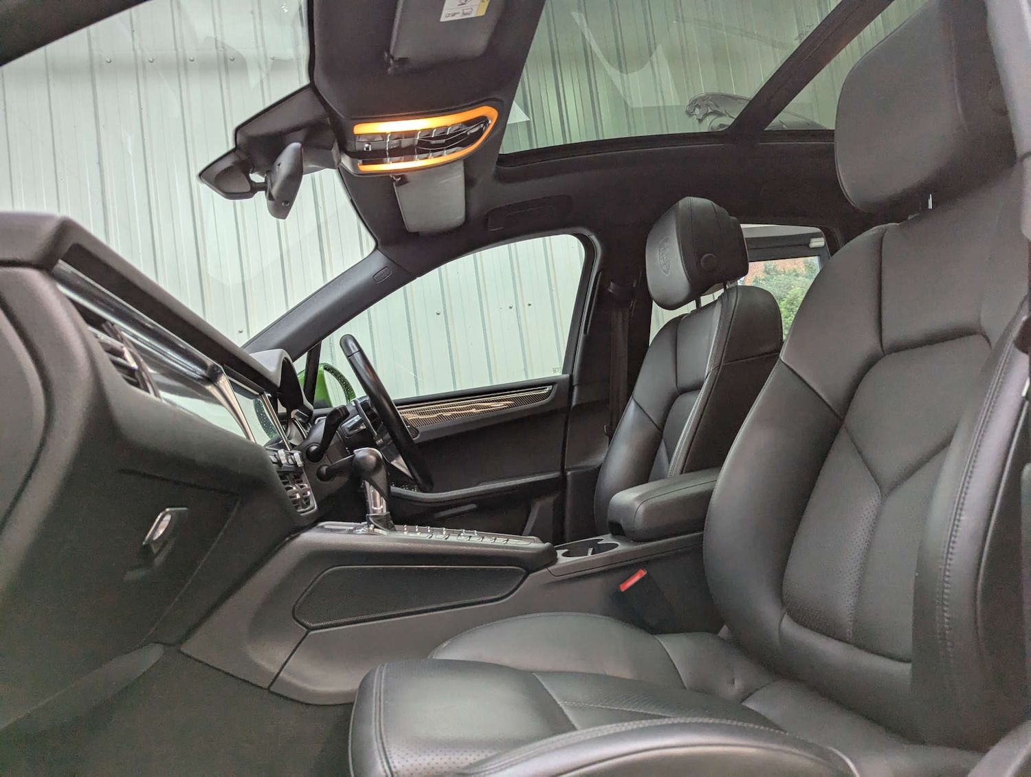 Used Porsche Macan 2019 for sale - 76497670: Photo 58