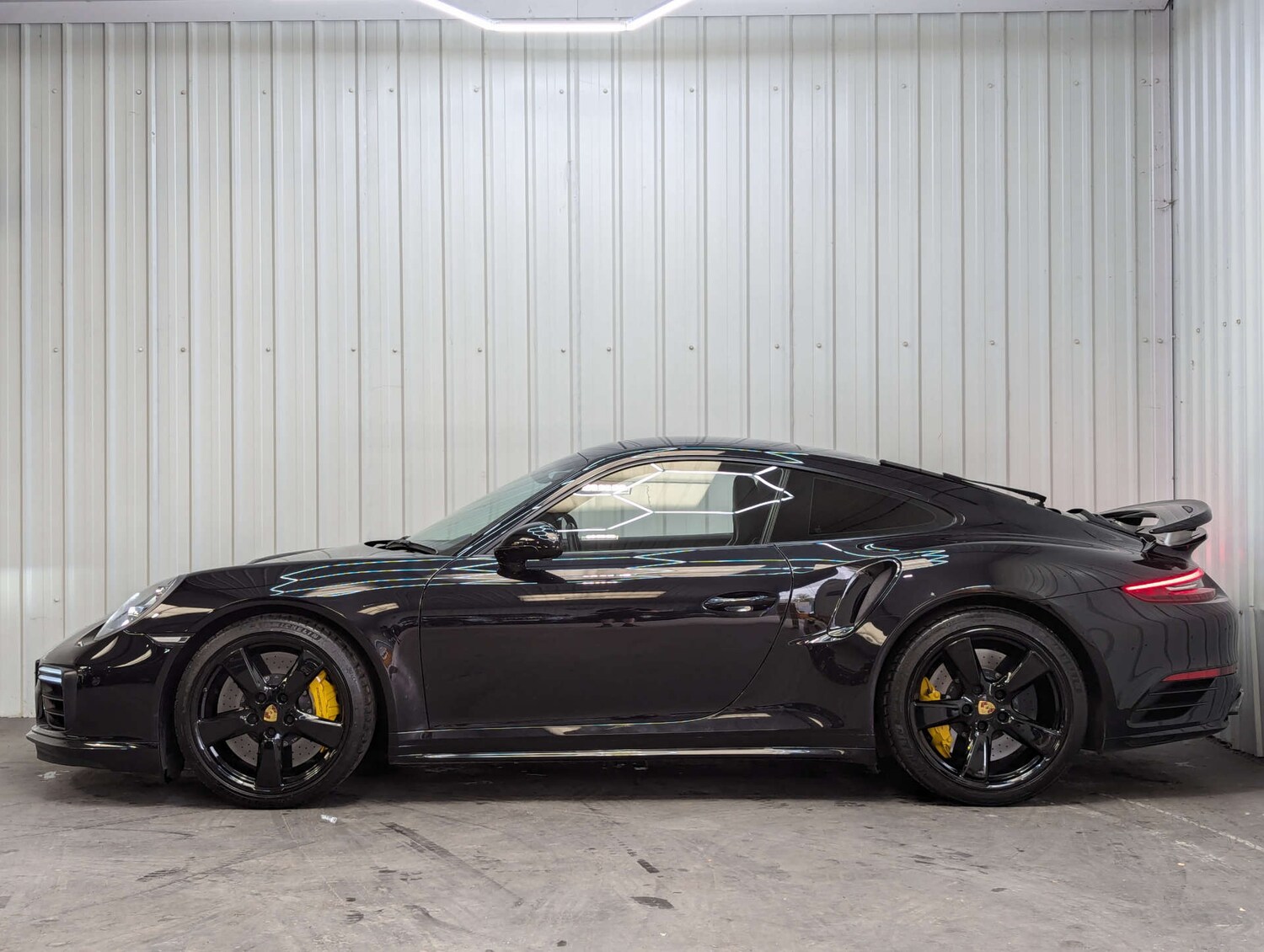 Used Porsche 911 2017 for sale - 76005392: Photo 13