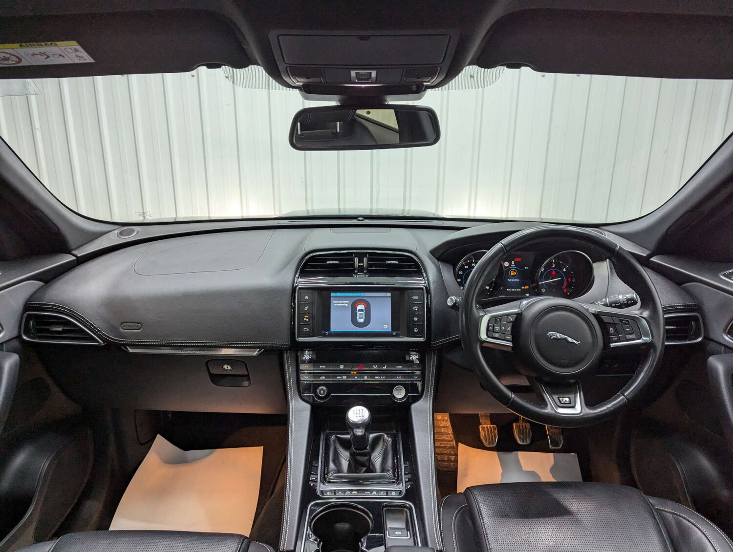 Used Jaguar F-Pace 2018 for sale - 76978043: Photo 45