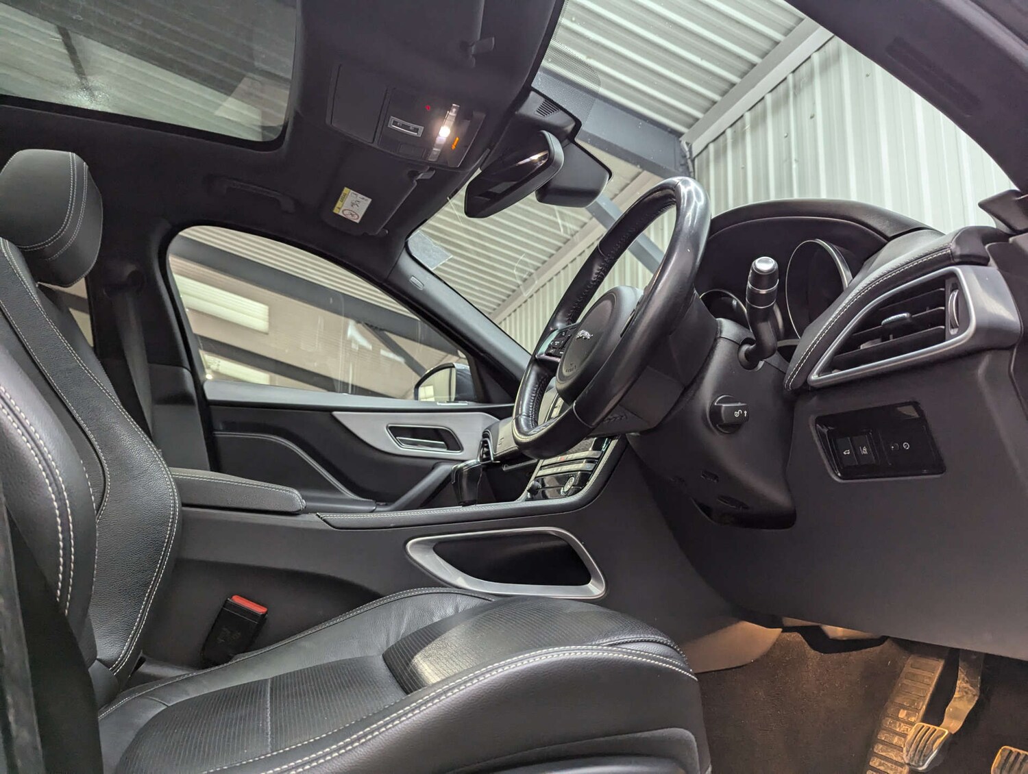 Used Jaguar F-Pace 2018 for sale - 76978043: Photo 49