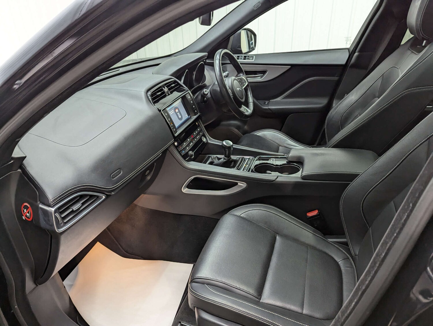 Used Jaguar F-Pace 2018 for sale - 76978043: Photo 53