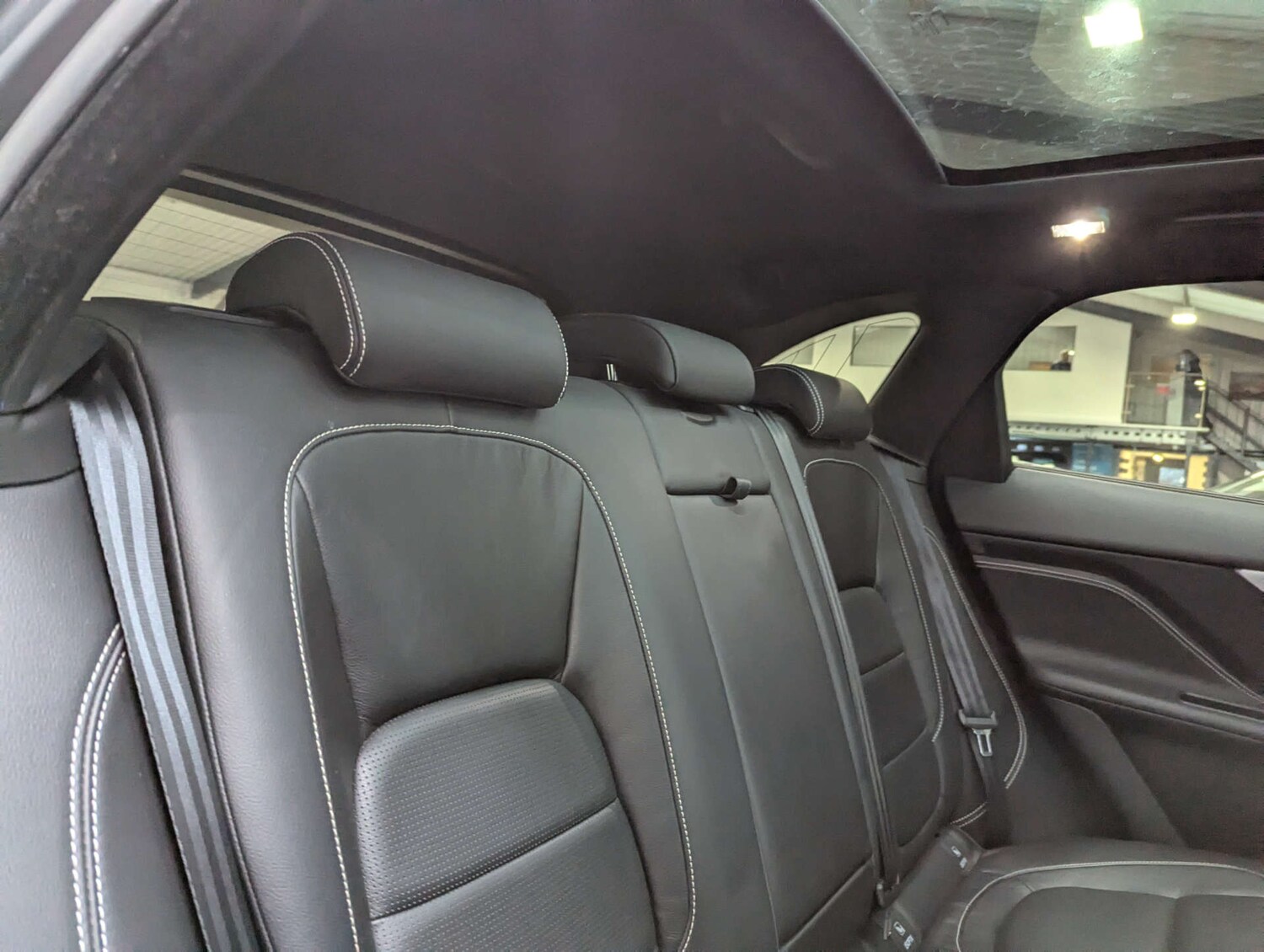 Used Jaguar F-Pace 2018 for sale - 76978043: Photo 60