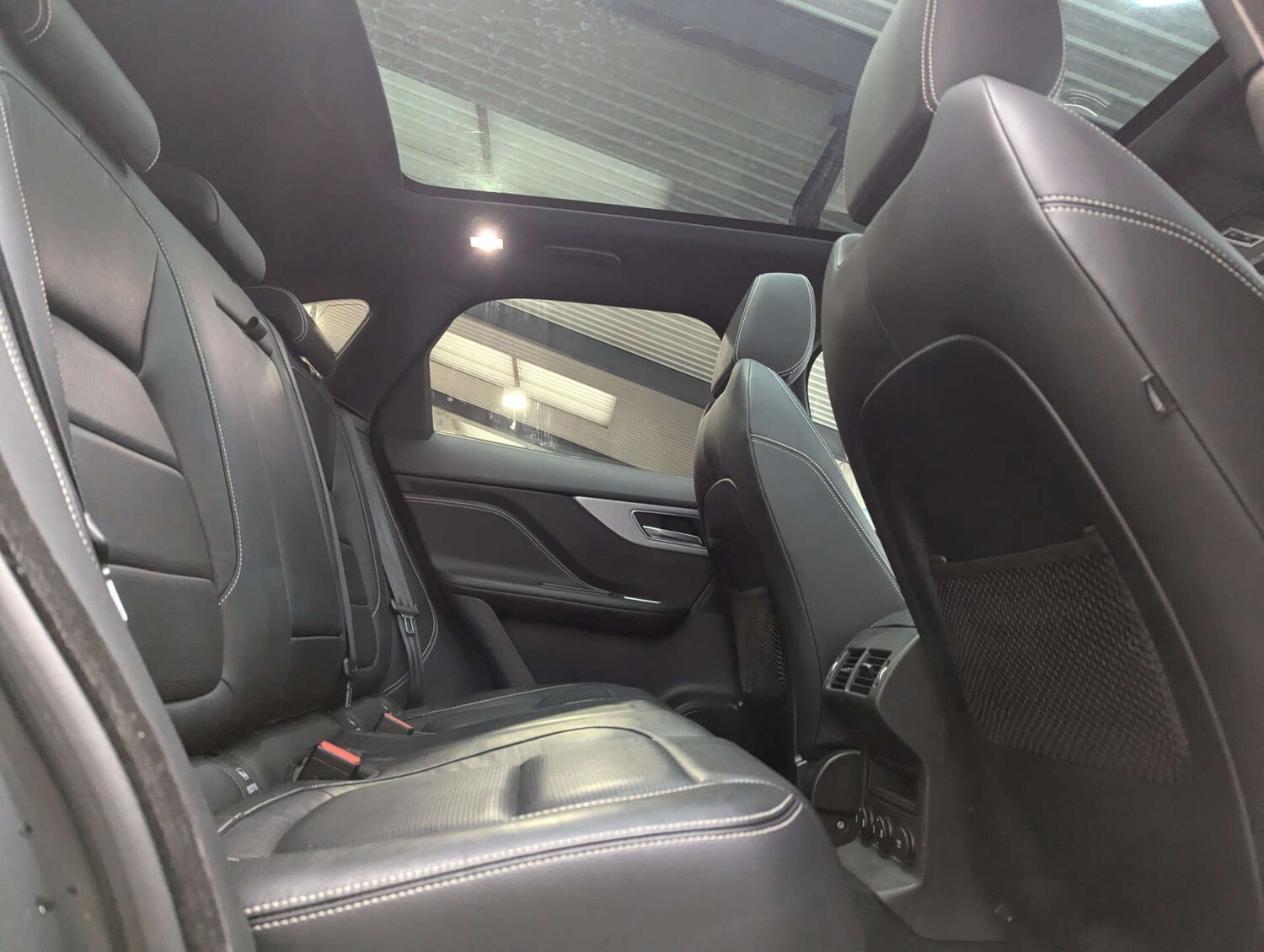 Used Jaguar F-Pace 2018 for sale - 76978043: Photo 61