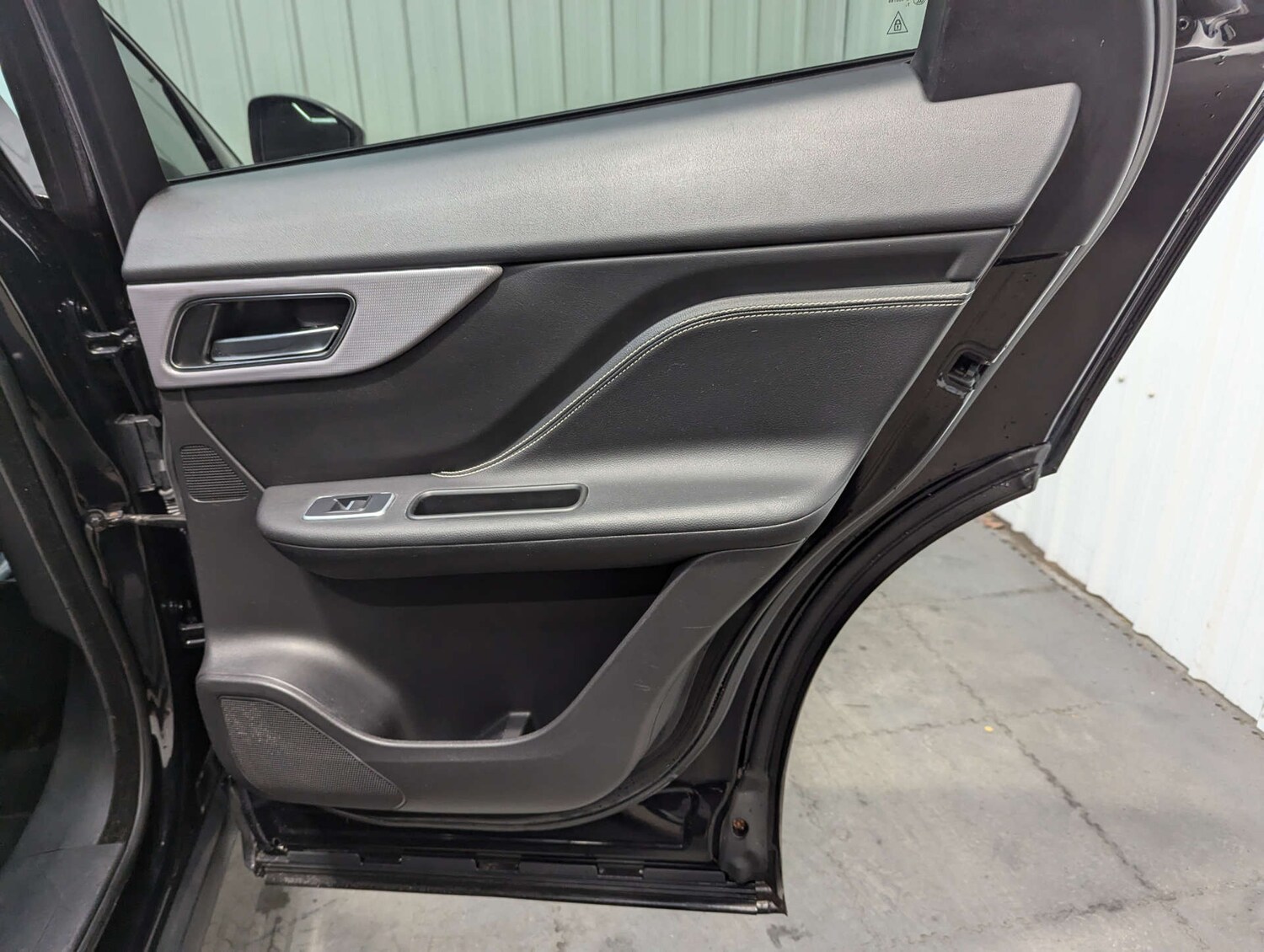 Used Jaguar F-Pace 2018 for sale - 76978043: Photo 62