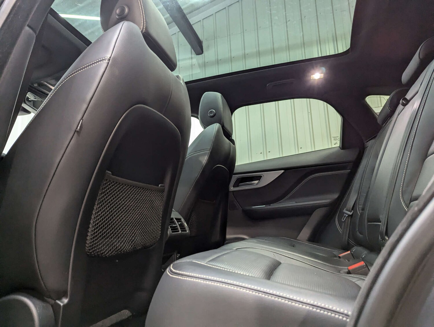 Used Jaguar F-Pace 2018 for sale - 76978043: Photo 65