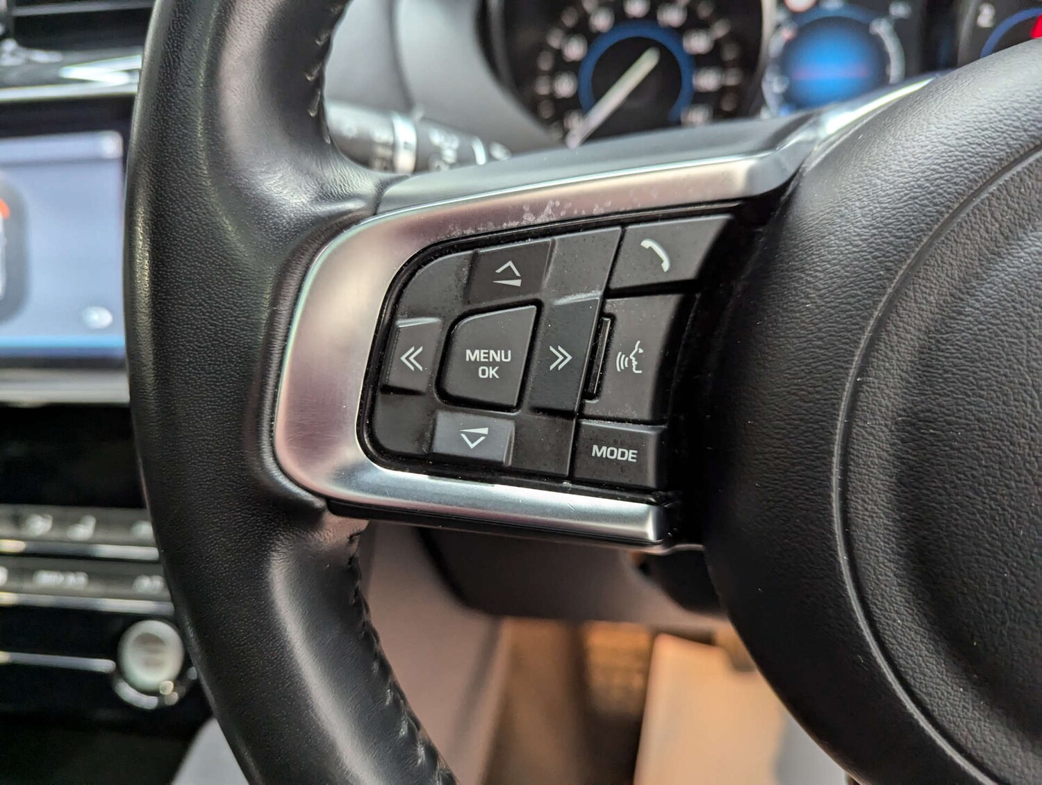 Used Jaguar F-Pace 2018 for sale - 76978043: Photo 71