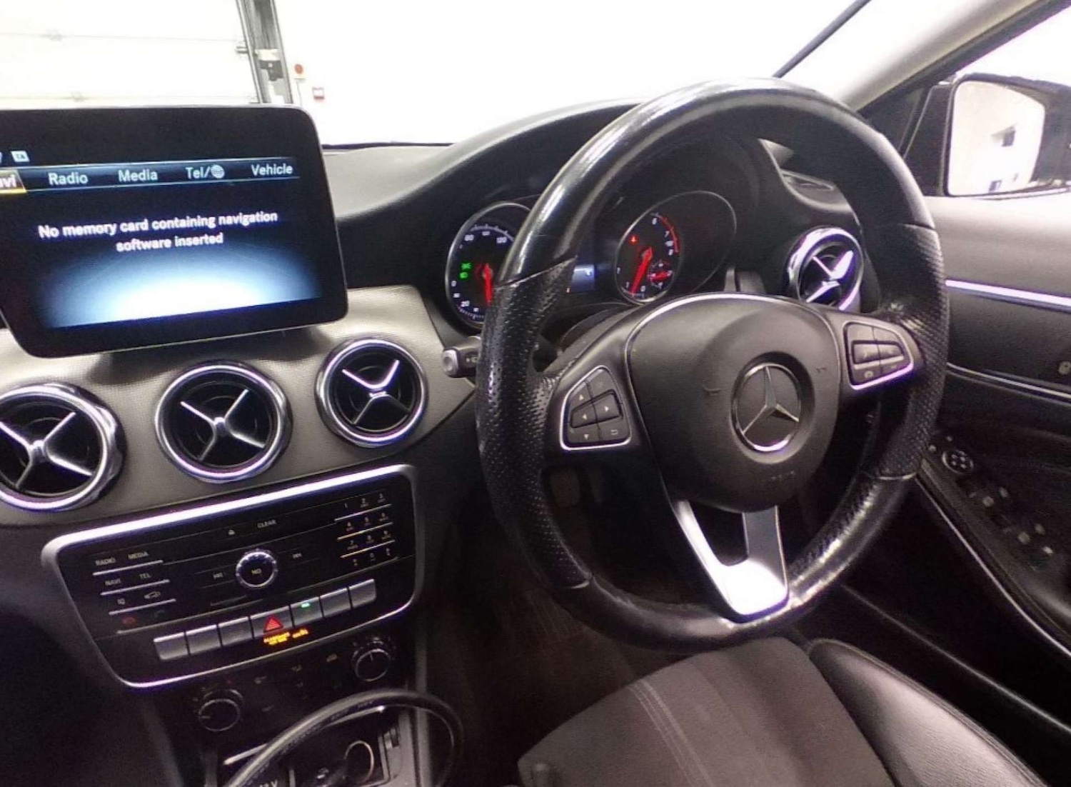 Used Mercedes-Benz GLA 2019 for sale - 76514268: Photo 3