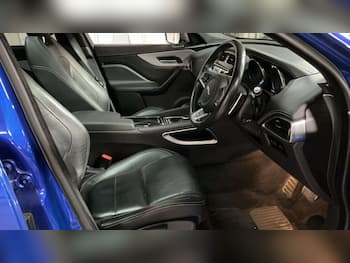 Used Jaguar F-Pace 2019 for sale - 79580151: Photo