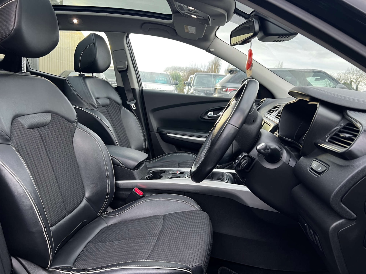 Used Renault Kadjar 2017 for sale - 77590599: Photo 4