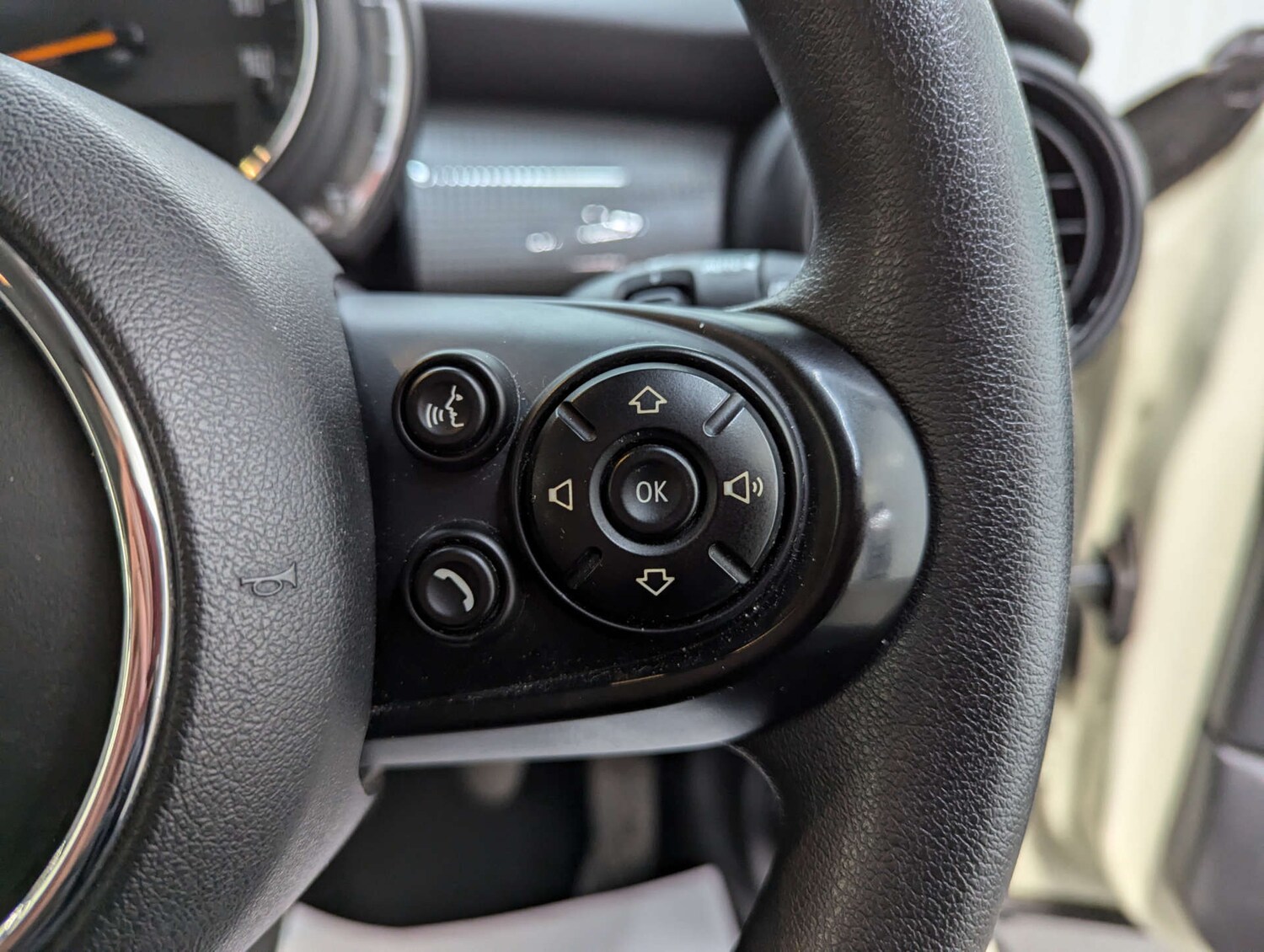 Used MINI Hatch 2019 for sale - 76401883: Photo 75