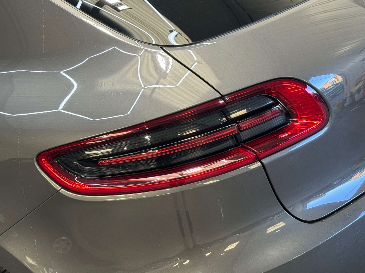 Used Porsche Macan 2015 for sale - 76023345: Photo 42