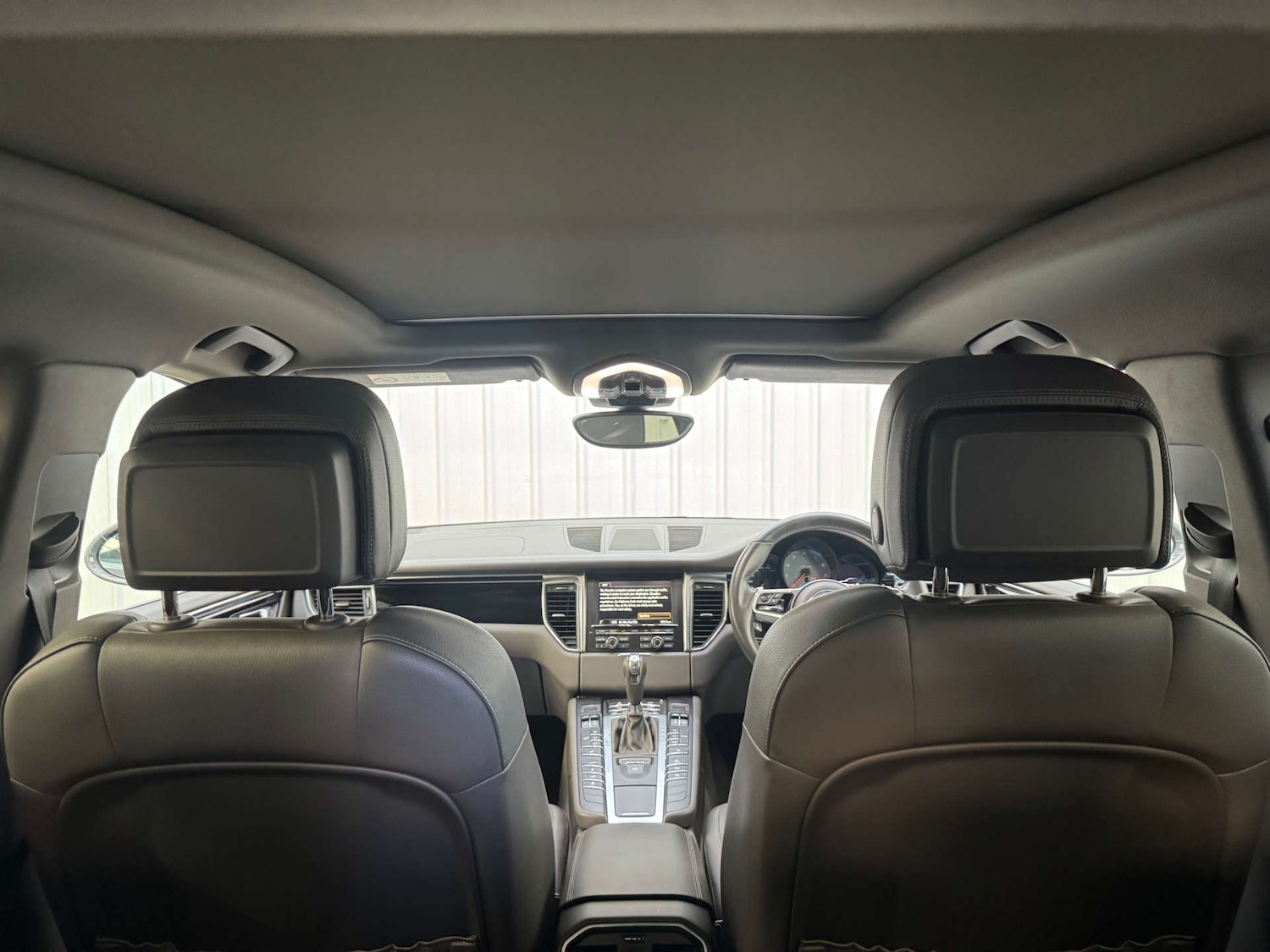 Used Porsche Macan 2015 for sale - 76023345: Photo 46
