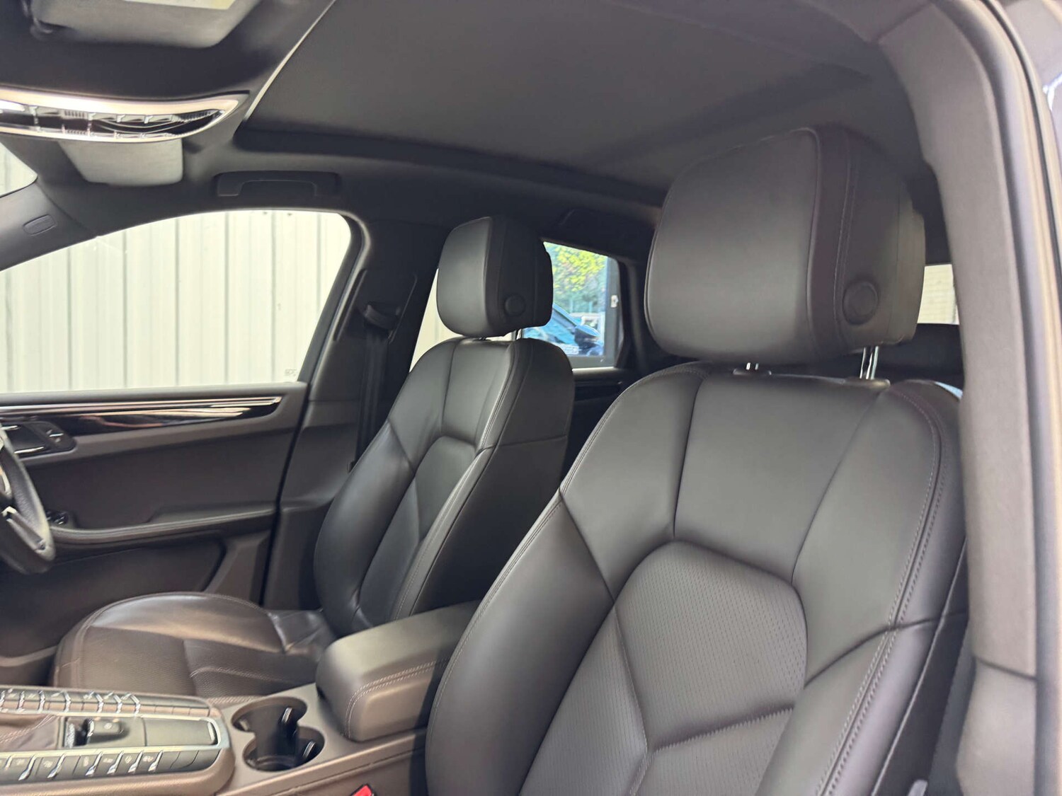 Used Porsche Macan 2015 for sale - 76023345: Photo 58