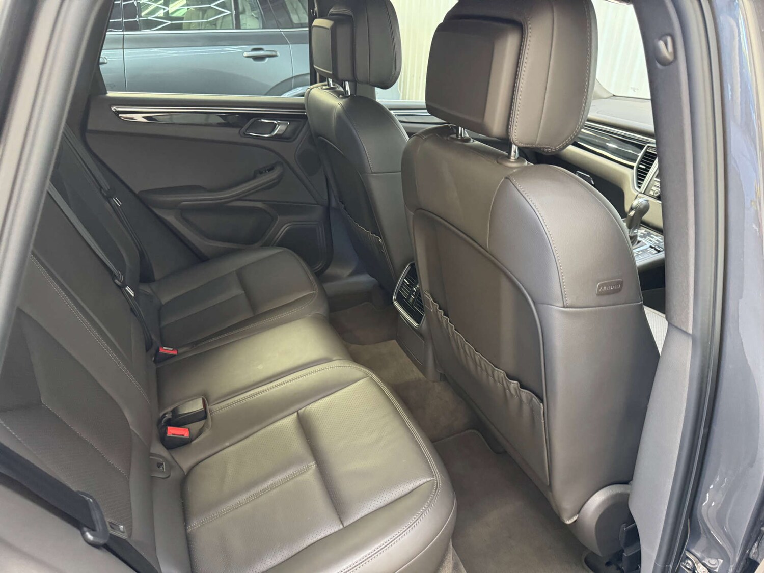 Used Porsche Macan 2015 for sale - 76023345: Photo 61