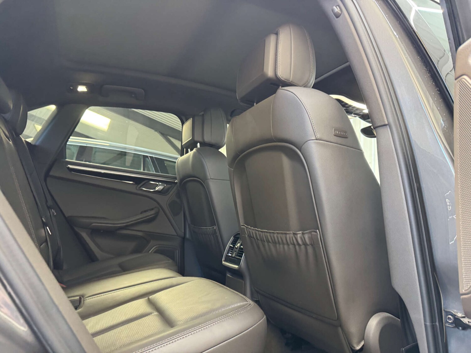 Used Porsche Macan 2015 for sale - 76023345: Photo 62