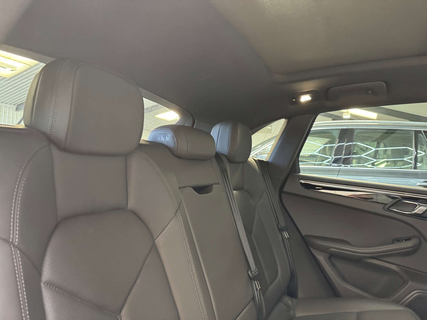 Used Porsche Macan 2015 for sale - 76023345: Photo 63