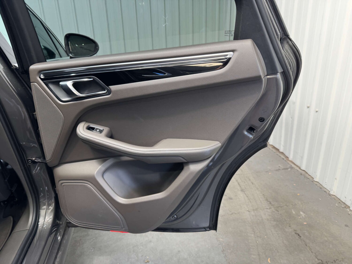 Used Porsche Macan 2015 for sale - 76023345: Photo 66