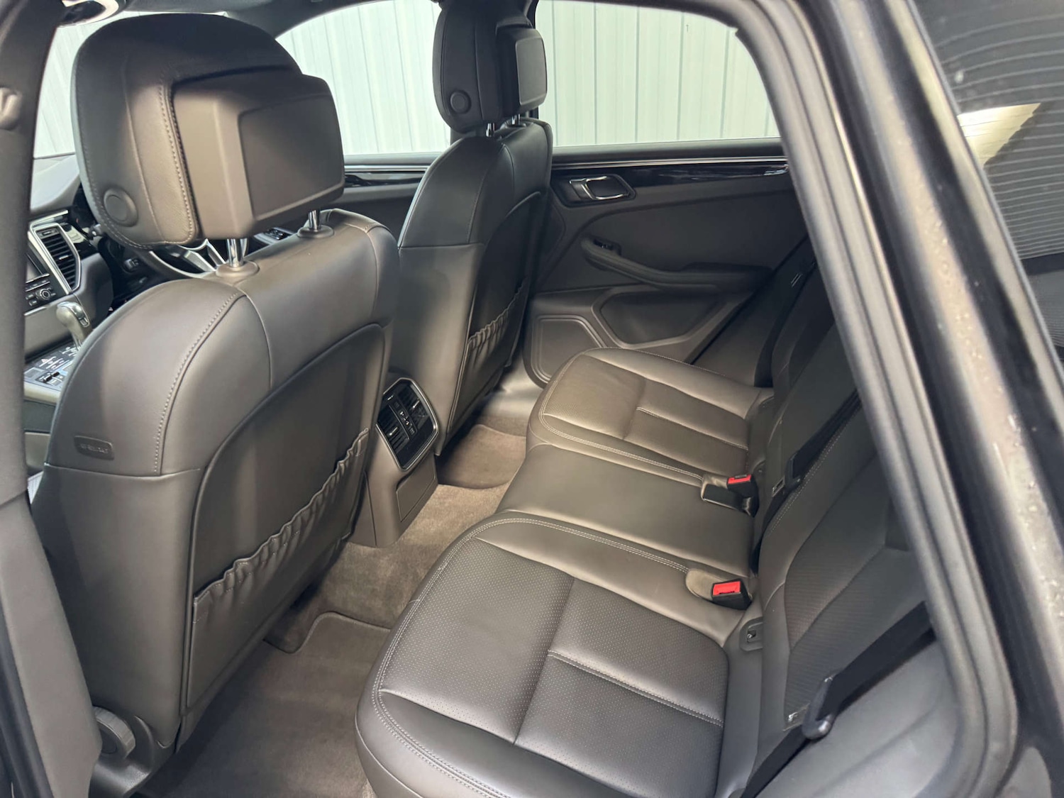 Used Porsche Macan 2015 for sale - 76023345: Photo 67