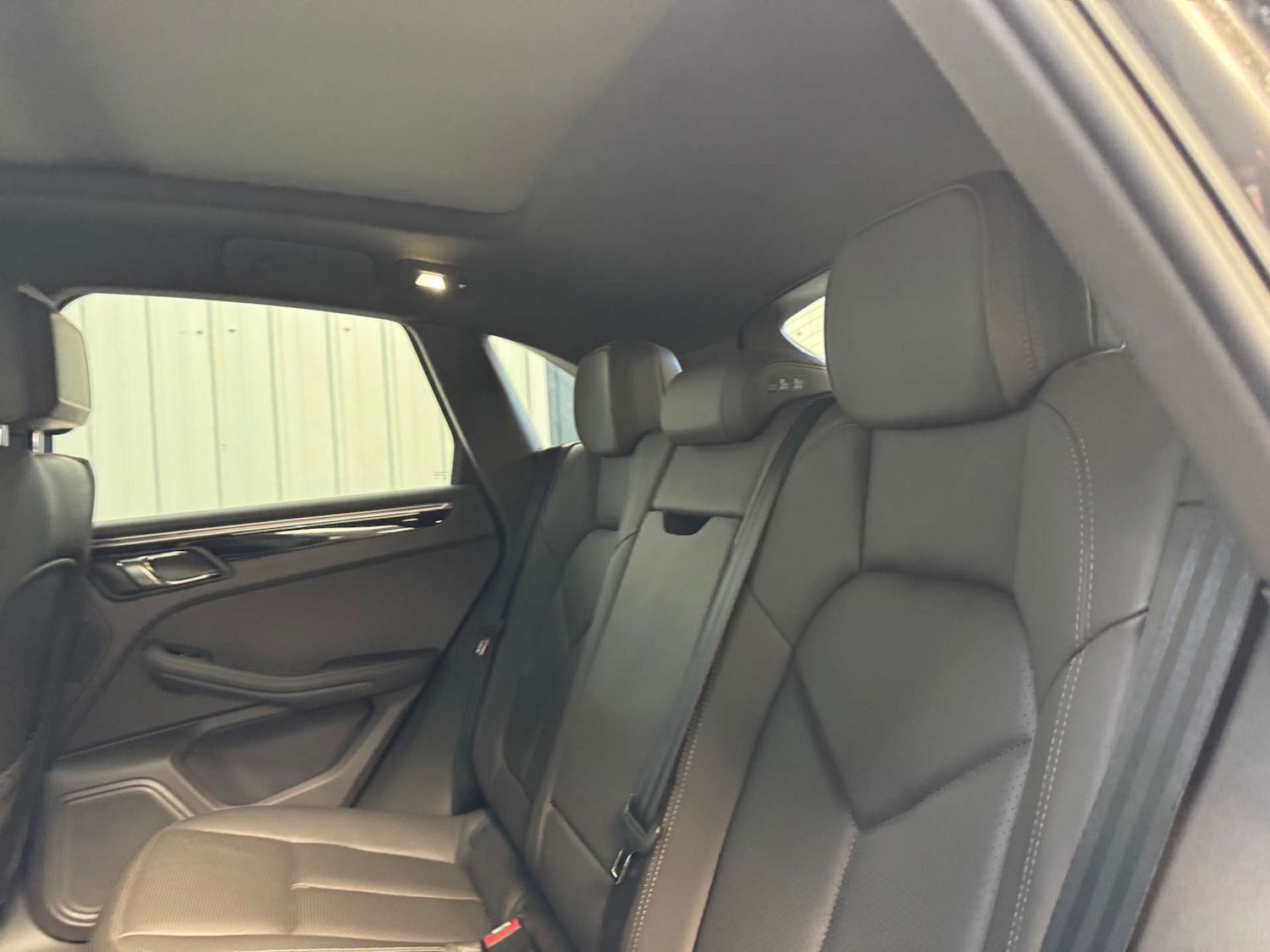 Used Porsche Macan 2015 for sale - 76023345: Photo 69