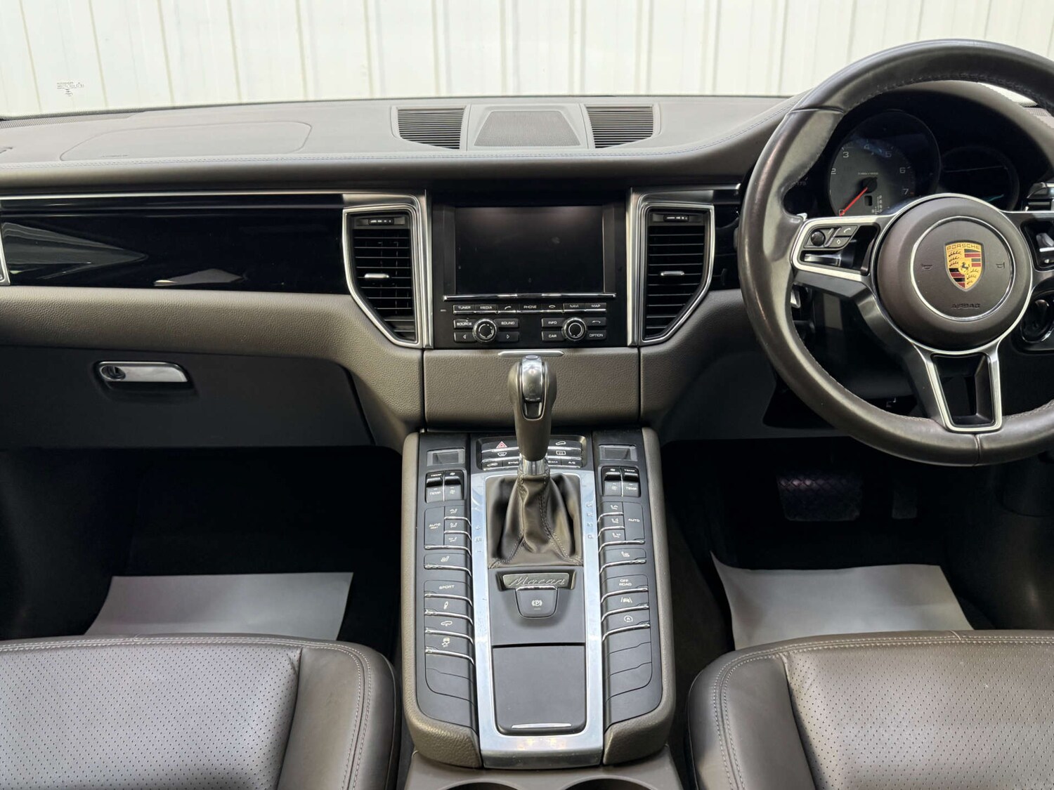 Used Porsche Macan 2015 for sale - 76023345: Photo 83