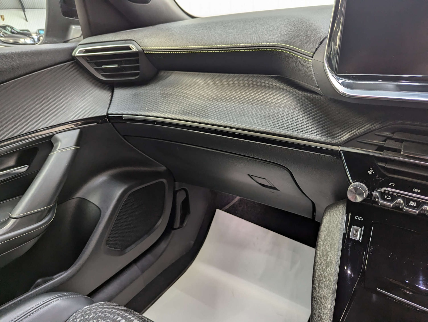 Vehicle 83